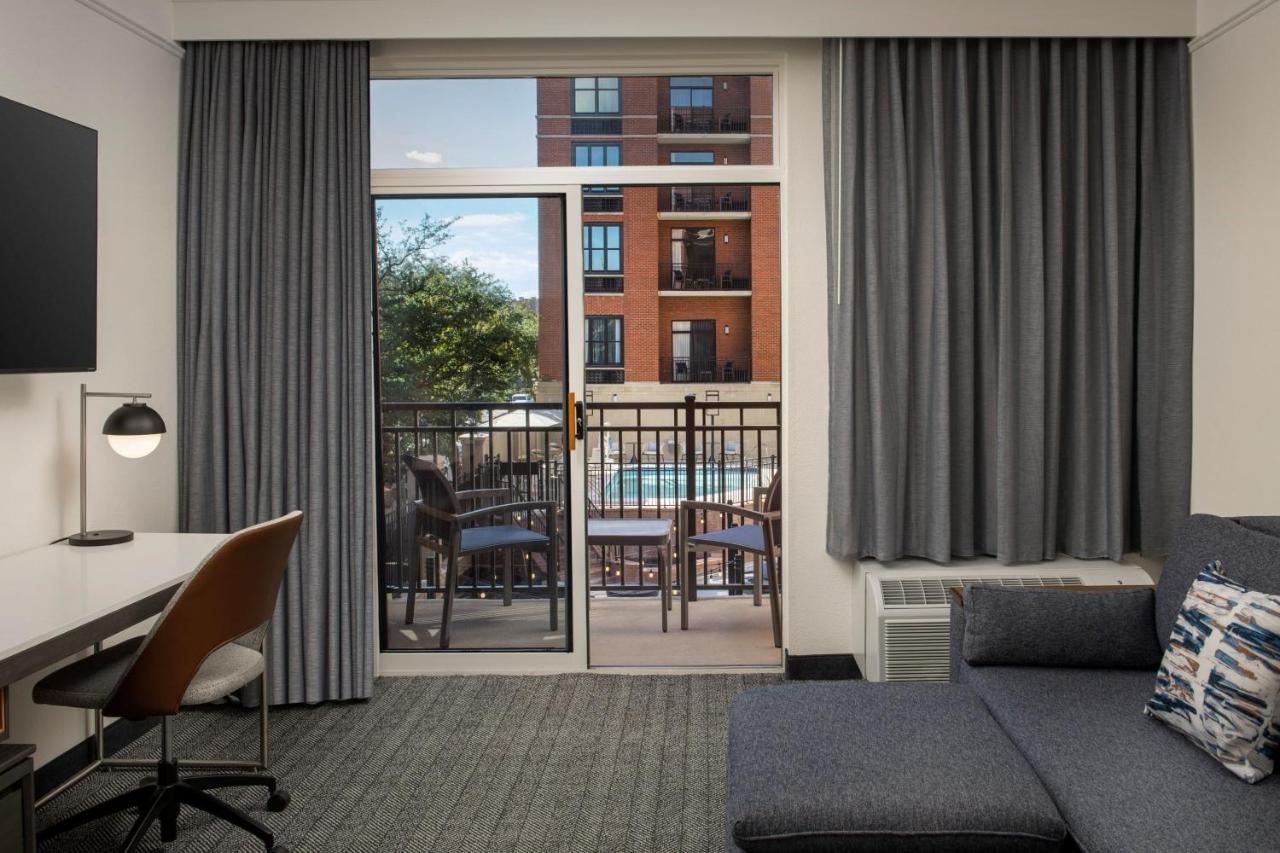 Courtyard By Marriott Savannah Downtown - Historic District Extérieur photo