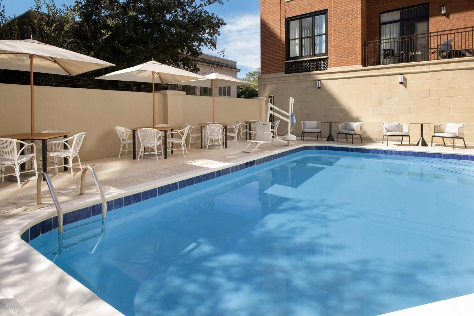 Courtyard By Marriott Savannah Downtown - Historic District Extérieur photo
