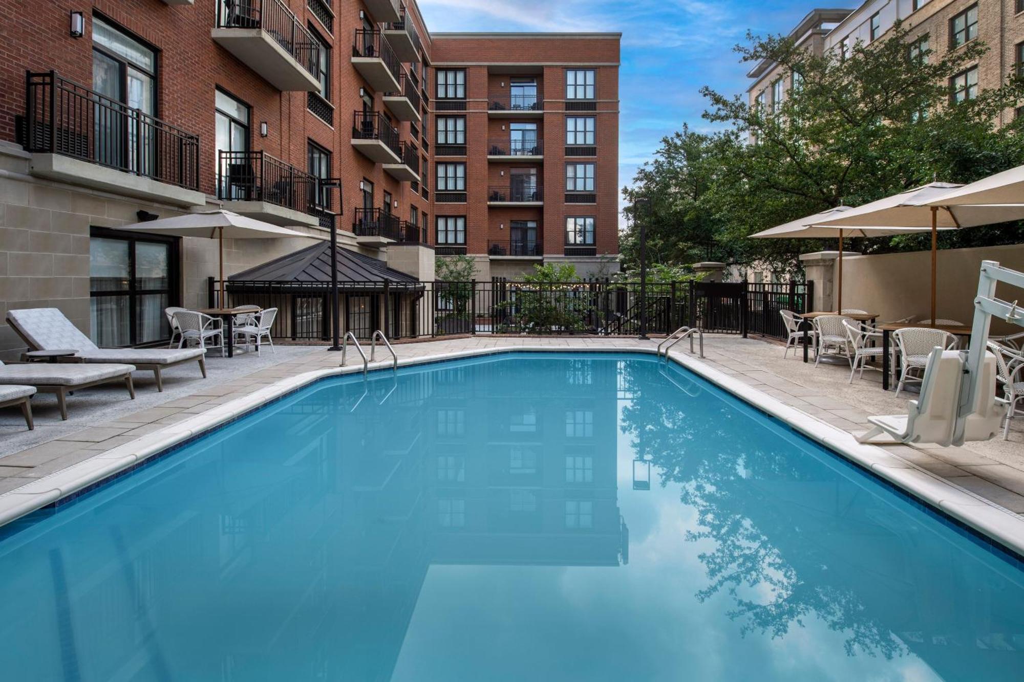 Courtyard By Marriott Savannah Downtown - Historic District Extérieur photo