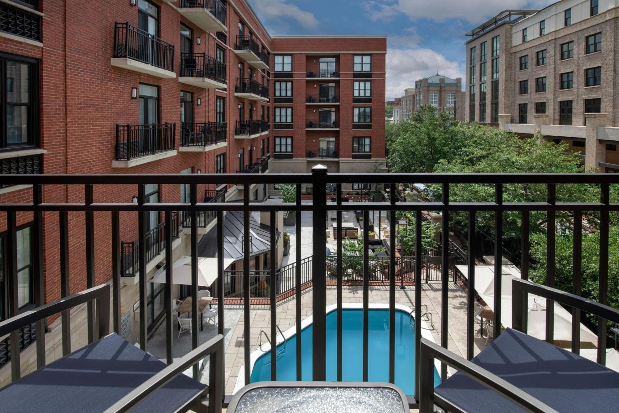 Courtyard By Marriott Savannah Downtown - Historic District Extérieur photo